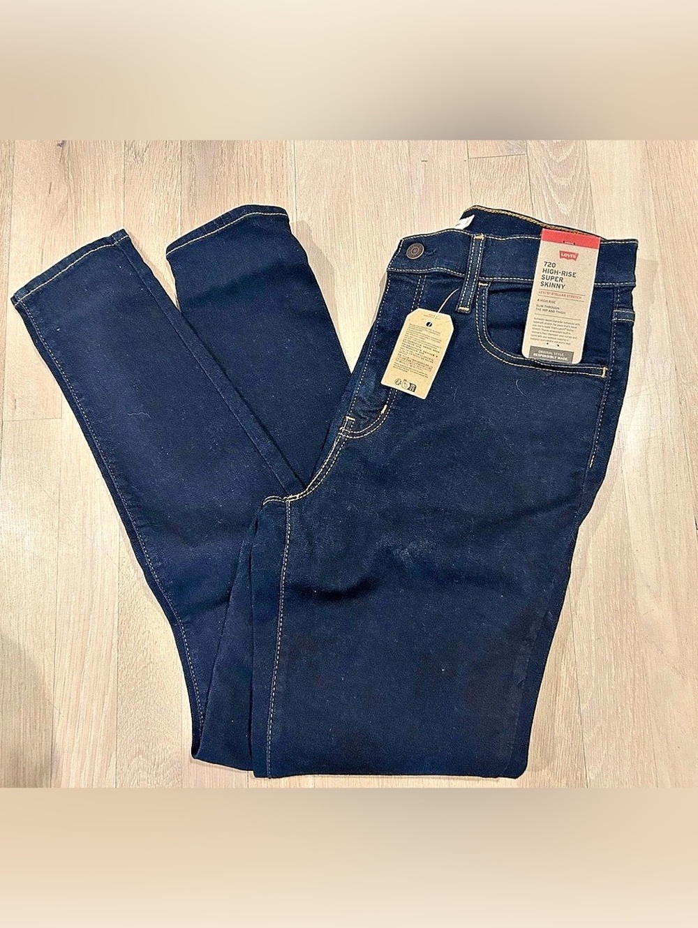 Levi's 720 High Rise Super Skinny Super Skinny Jeans Blue Waist 31 NWT
